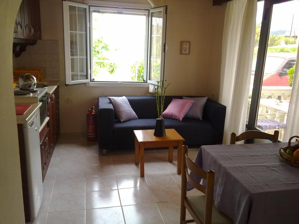 Spiridoula Apartments Agios Stefanos Avliotes  Extérieur photo